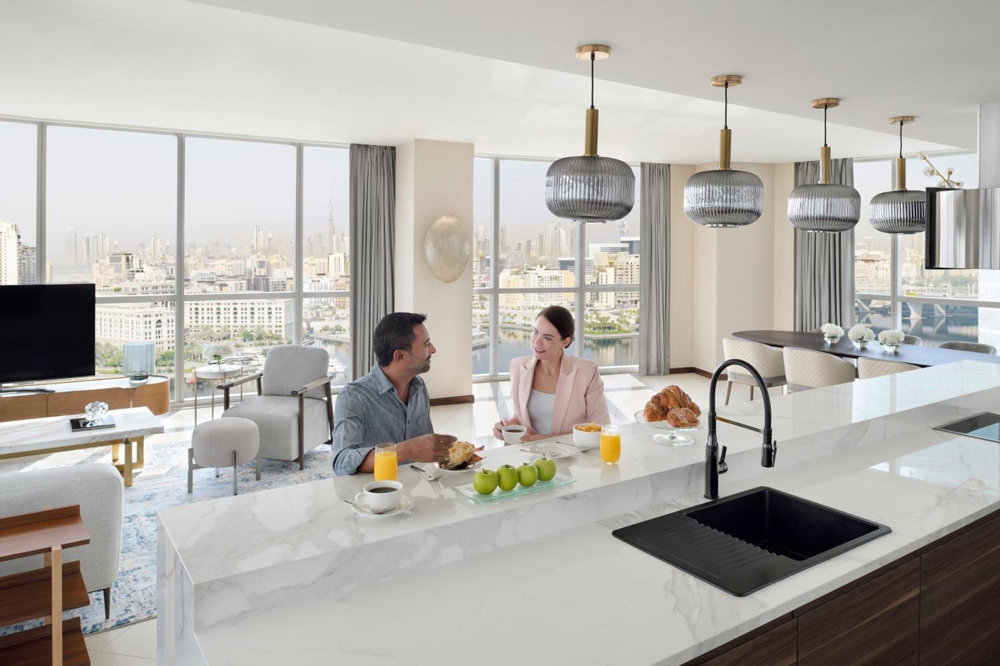Intercontinental Residence Suites Dubai Festival City By Ihg Luaran gambar A kitchen with a sink
