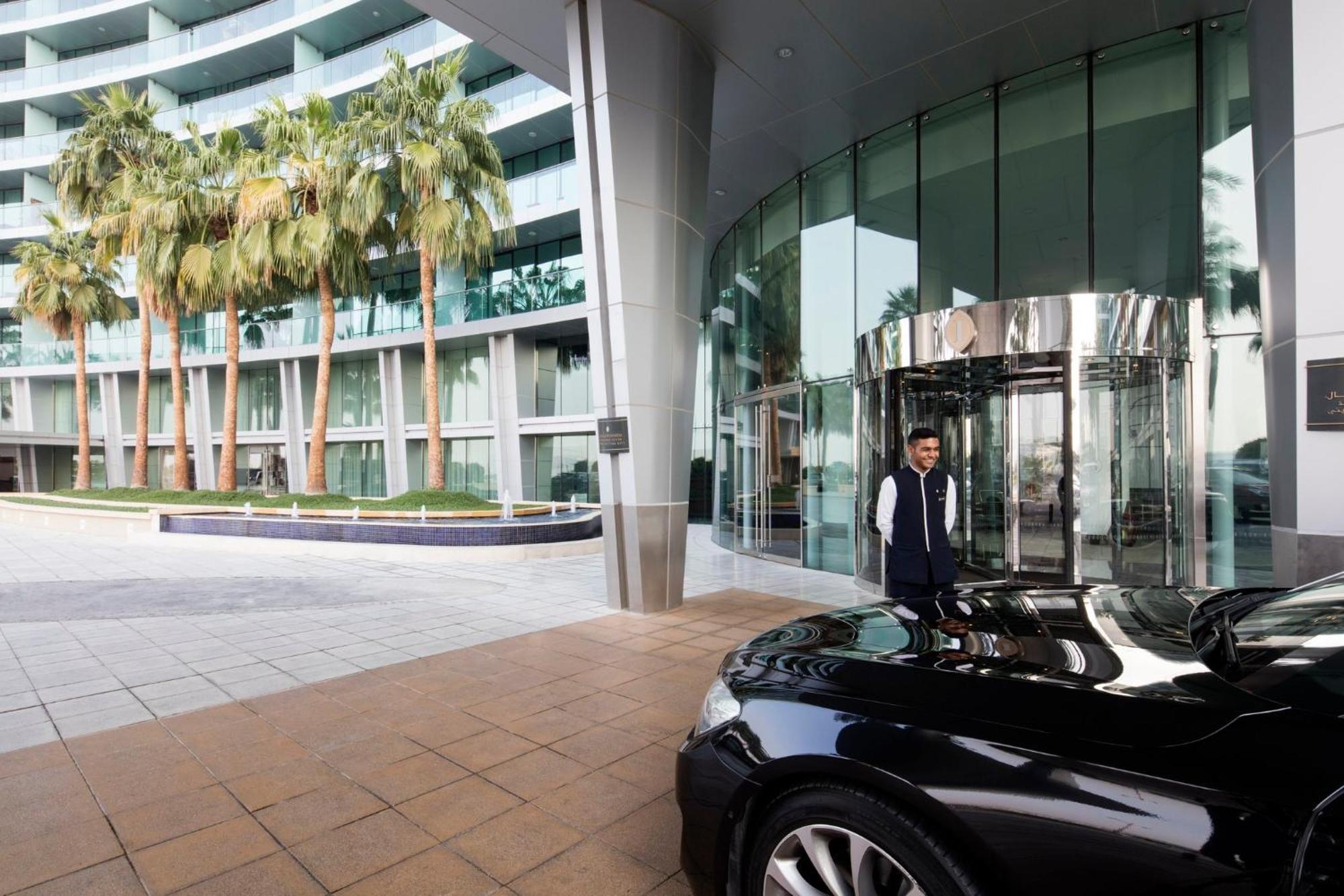 Intercontinental Residence Suites Dubai Festival City By Ihg Luaran gambar Entrance of the hotel