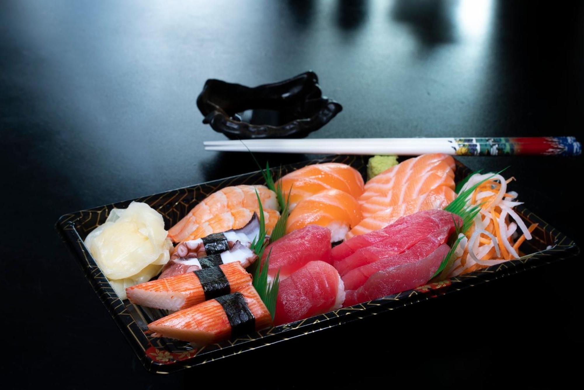 Intercontinental Residence Suites Dubai Festival City By Ihg Luaran gambar Sashimi